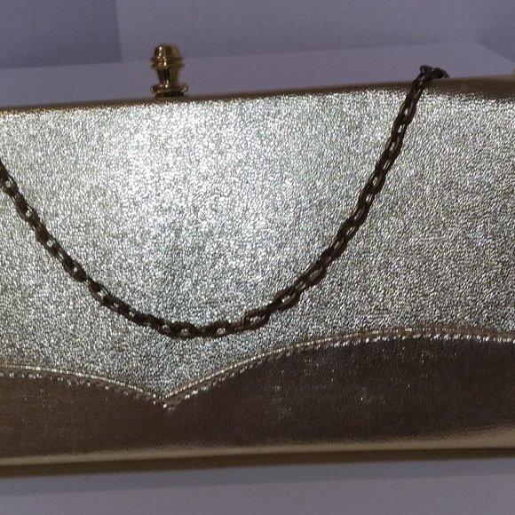 Love this Gold Lame Purse, Handbag, Evening Clutch. Nice intricate detail. - Picture 2 of 13